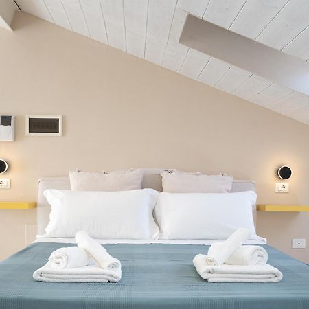 Oceano Rooms テルモリ エクステリア 写真