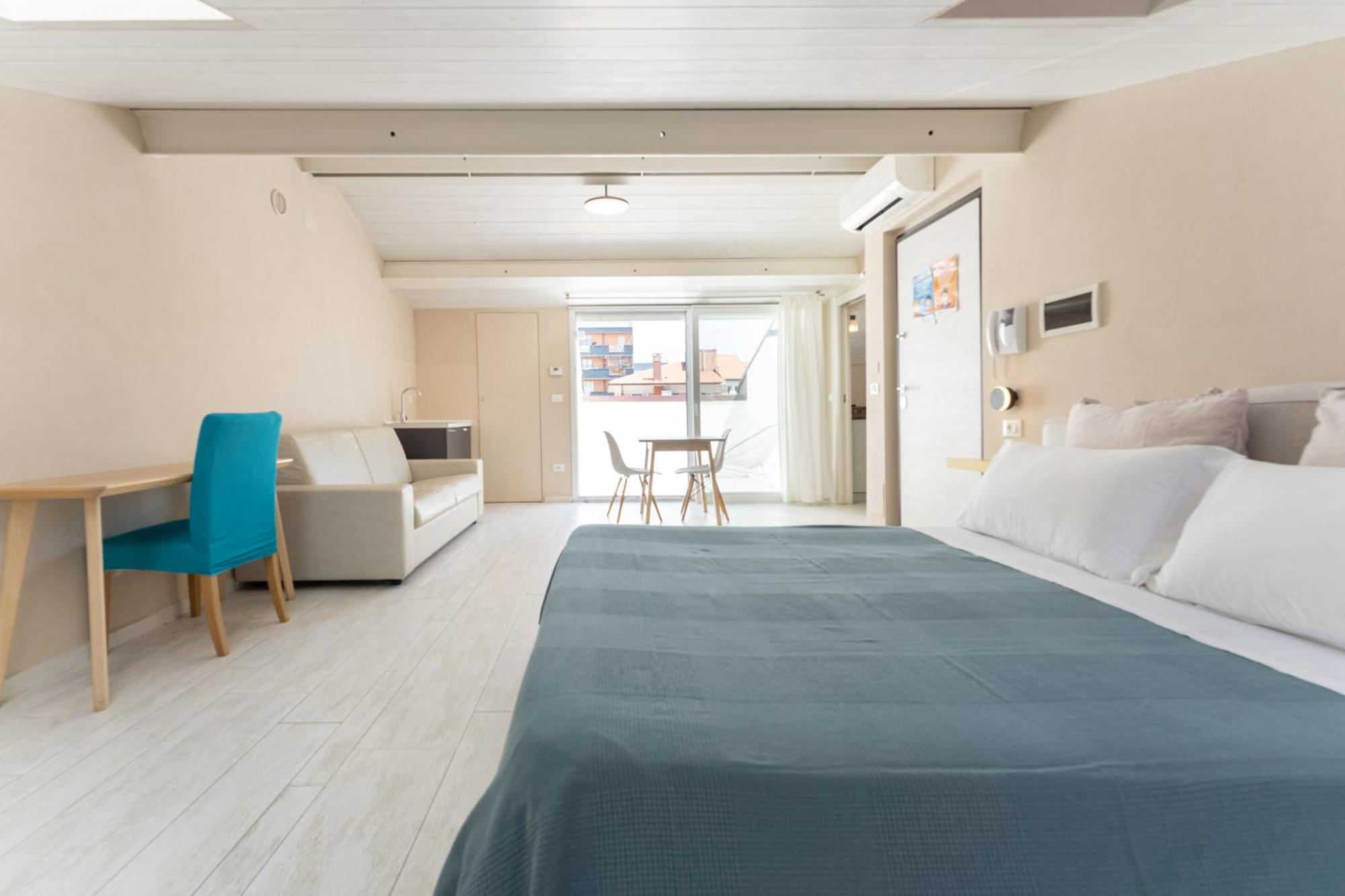 Oceano Rooms テルモリ エクステリア 写真